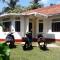 Colonial Surfing Villa Hostel & Home Stay