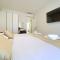 Apartment Crystal Aura 2