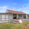 The Sunrise Bach - One Tree Point Holiday Home