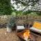 Oak + Stars Hideaway