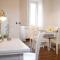 The Best Rent - Three-bedroom apartment close to Colosseo