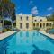Colleton Great House