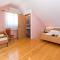 Apartment Villa Anna-4 by Interhome