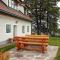 Stein im Holz