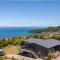 Acacia Bay Bach - Views, Spa & Serenity - Taupo