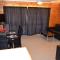 Cedarwood Lakeside Motel & Conference Venue