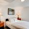 Modern Private Whole Unit 4 Bedroom Guest Suite King Bed - Salt Lake City