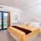 Villa Waves