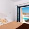 Villa Waves
