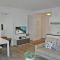 Villa Poseidon - WE 5 mit Strandkorb am Strand und strandnah