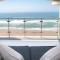 1002 Bermudas - by Stay in Umhlanga