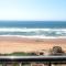 1002 Bermudas - by Stay in Umhlanga