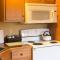 Blessing Lodge by Amish Country Lodging