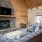 Coblentz Country Lodge by Amish Country Lodging
