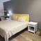 Blue Sky Inn- Complimentary Happy Hour Th-Sun, Veteran owned, Full Breakfast, Best green space, 1 mile from Blue Ridge, Fire Pit