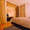 Newly Renovated Super-Chic Apartment