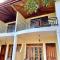 Hotel mango tree nearest Adams peak