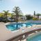 Beach Praia - Sleep 5 - Pool - Free wi-fi - Air Con