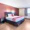 OYO Hotel Tulsa N Sheridan Rd & Airport - 塔尔萨