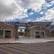 212-Fully Furnished 1BR Suite-Outdoor Pool