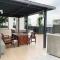 iCity 1Bedroom Apt Near Mall FREE PARKING & WIFI