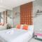 iCity 1Bedroom Apt Near Mall FREE PARKING & WIFI