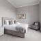 JOIVY Luxurious Apt on Notable George Street - Edinburgh