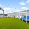 The Penthouse Mooloolaba, Private Luxury Rooftop Living