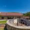 93 Hillcrest