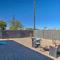 Charming Phoenix Home with Patio about 3 Miles to Dtwn! - فينكس