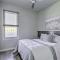 Centrally Located San Marcos Unit with Parking!