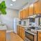 Texarkana Pet-Friendly Pad with Fenced Backyard - تيكساركانا