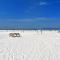 Canal 315 - Right in Siesta Key Village!