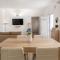 Theros Luxury Apartment