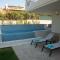 Luxury heated pool Villa