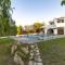 Sunny Kolympia Villa with Private Pool - 科林比亚
