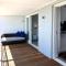 Camps Bay Loft with Stunning Mountain and Ocean Views - Kapské mesto