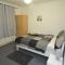 Lovely 3 Bedroom House near Barking Station - Barking