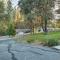 Lakeside Groveland Home with Hot Tub, Near Yosemite