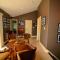 Explorer House Bed & Breakfast