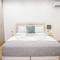 A24 Pristine & sunny suite near Plaka & Parthenon - Athen