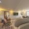 3 Bedroom Barn Conversion with HOT TUB-Garden View - Ty Cerrig Barn