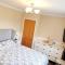 Specious 3bed property with parking & large garden - Aveley