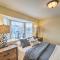 Apt with Balconies - Steps to Kemah Boardwalk!