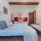 Central Ferrara Apartment
