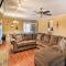 Lakefront Macon Home with Pool, Dock and Fishing! - Macon