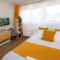 The SUNSHINE- COZY-SEA VIEW - BEACH- HOST PROVENCE