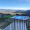 Chalet con piscina y BBQ para 10 personas
