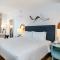 Hyatt Centric Waikiki Beach
