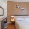 House Nin (864)